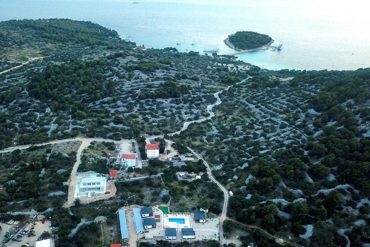 Marina Brugor Murter Exterior photo